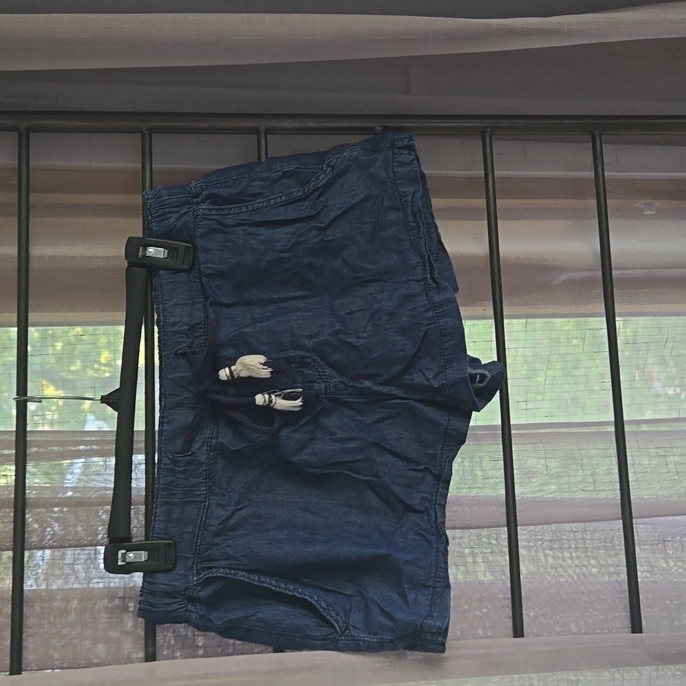Rewash linen shorts with tie and elastic waist